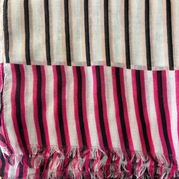 Halogen - Picture 3 of 5